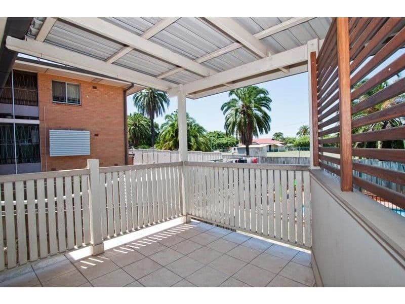 30 Villa Street, Annerley QLD 4103, Annerley - Thumbnail 2