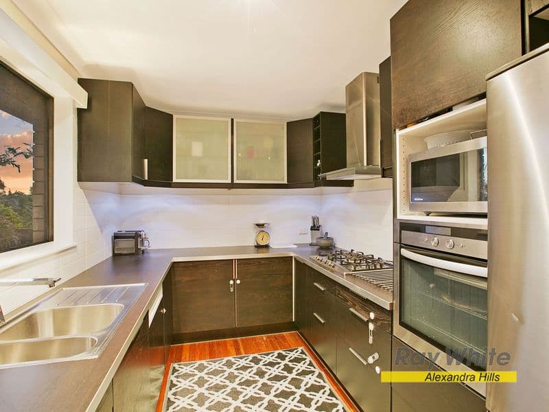 42 Dirkala Street, Mansfield QLD 4122, Mansfield - Thumbnail 5