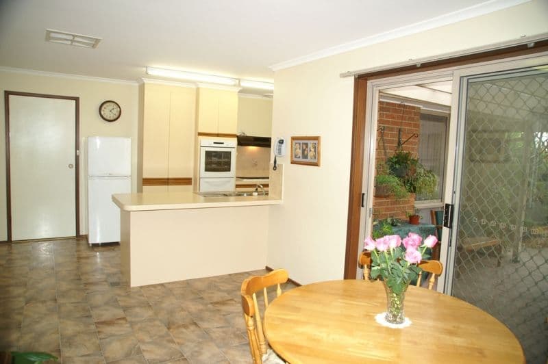 41 STUART Close, BAYSWATER NORTH VIC 3153, Bayswater North - Thumbnail 6