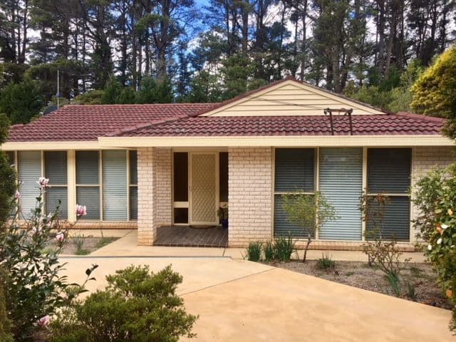 38 Lakeview Avenue, Blackheath - Image 1