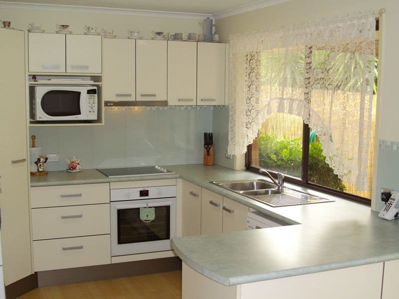 1 Kentwood Drive, ROBINA QLD 4226, Robina - Thumbnail 2