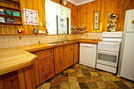 30 Kingfisher Avenue, BALLAJURA WA 6066, Ballajura - Thumbnail 4