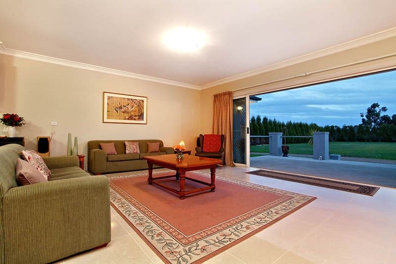3 Thomson Park Drive, WHITTLESEA VIC 3757, Whittlesea - Thumbnail 8