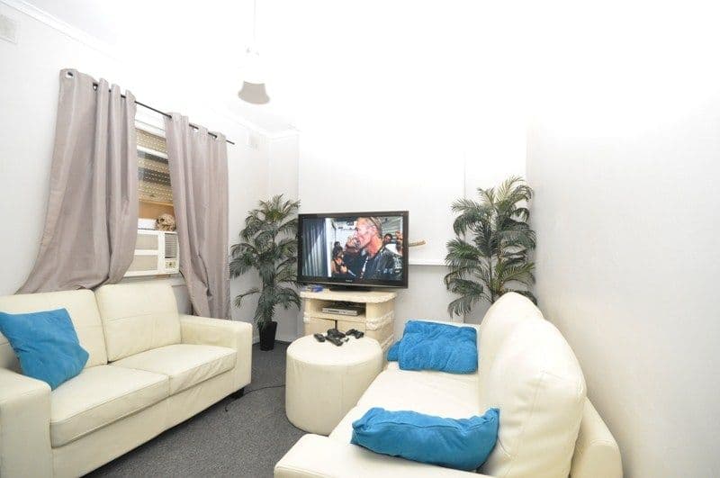 60 Hogarth Road, Elizabeth South SA 5112, Elizabeth South - Thumbnail 3
