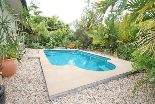 7 Dickinson Road, New Auckland QLD 4680, New Auckland - Thumbnail 2