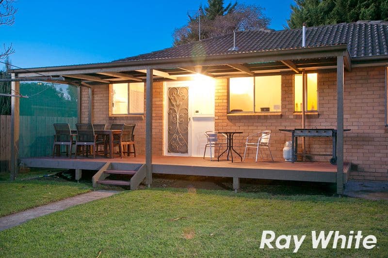 160 Karingal Drive, FRANKSTON VIC 3199, Frankston - Thumbnail 2