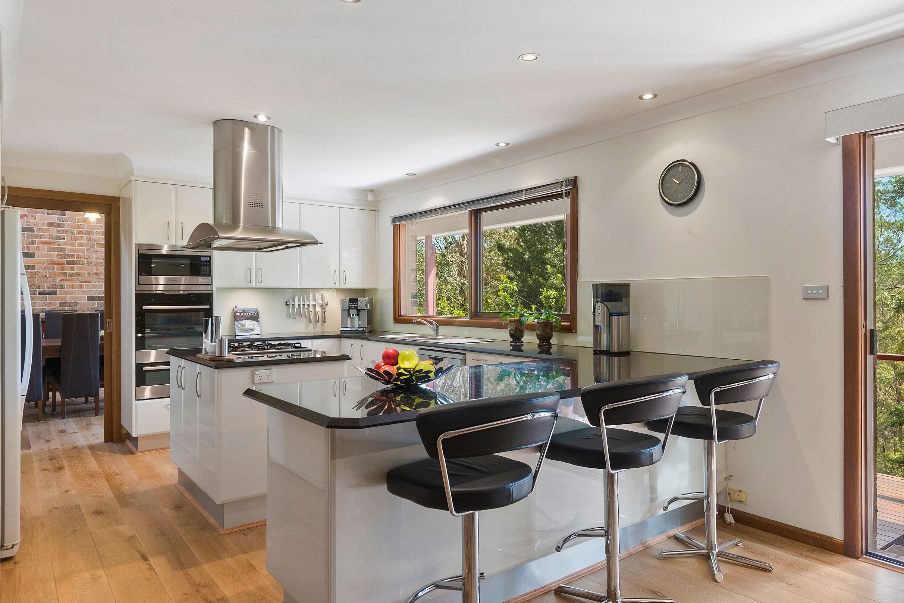 49 Pogson Drive, Cherrybrook - Thumbnail 2