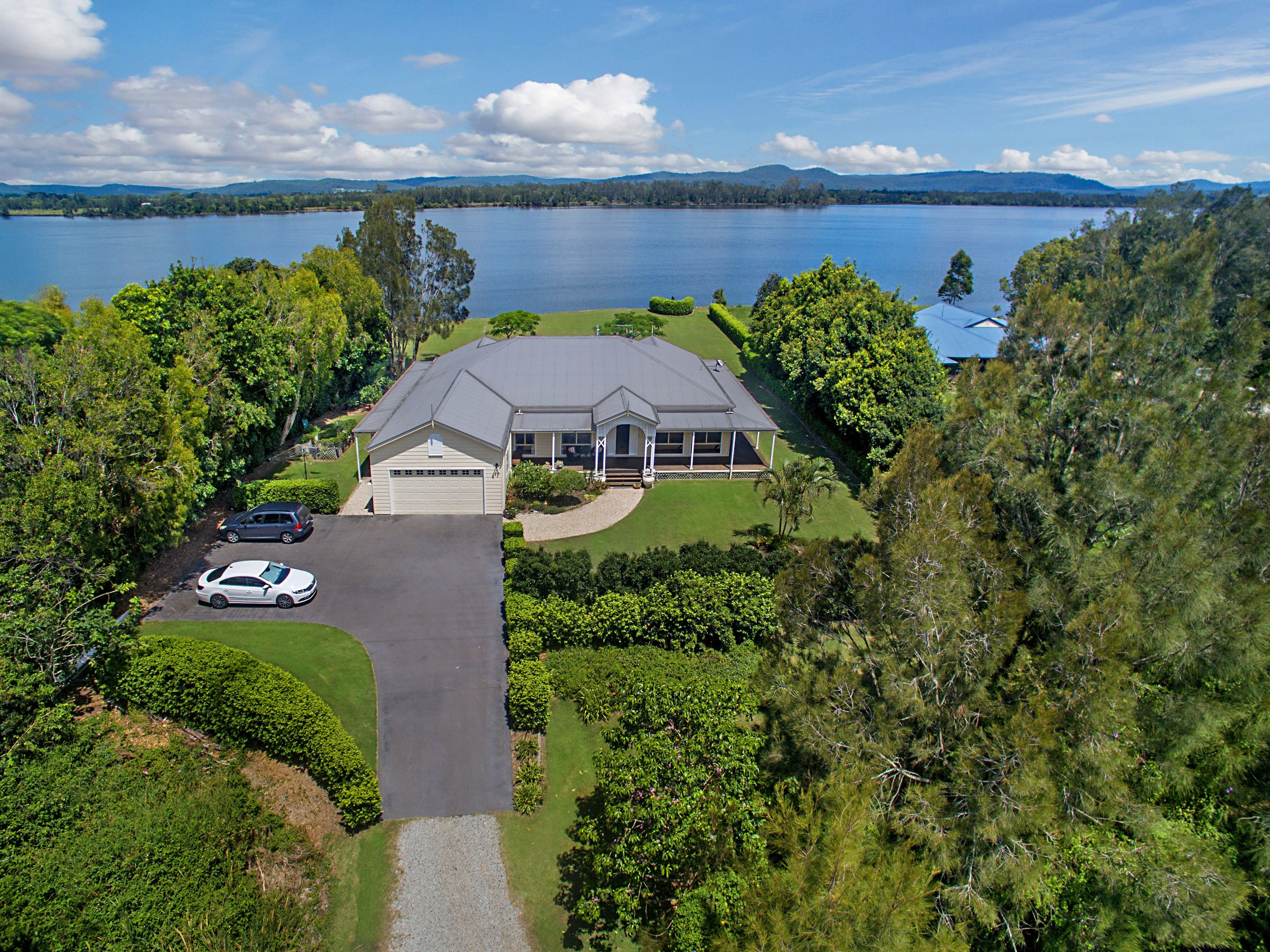 253 School Road, Palmers Island - Image 1
