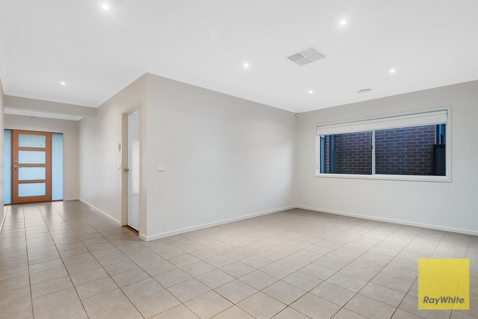 8 Hillcrest Parade, Tarneit VIC 3029, Tarneit - Thumbnail 8