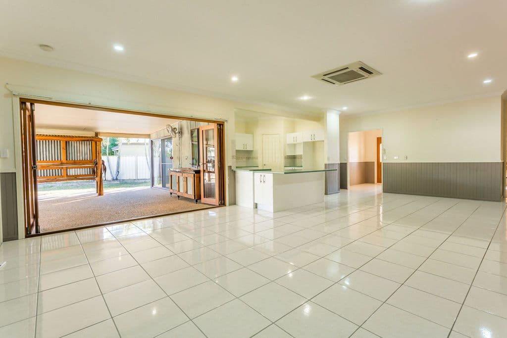 6 Siobhan Court, Emerald QLD 4720, Emerald - Thumbnail 4