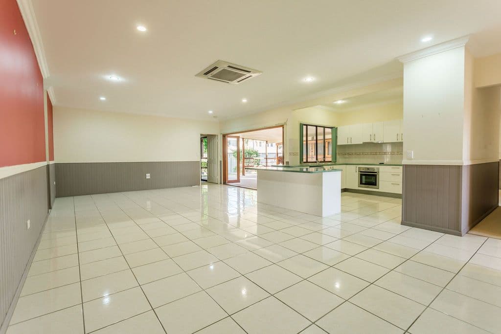 6 Siobhan Court, Emerald QLD 4720, Emerald - Thumbnail 6