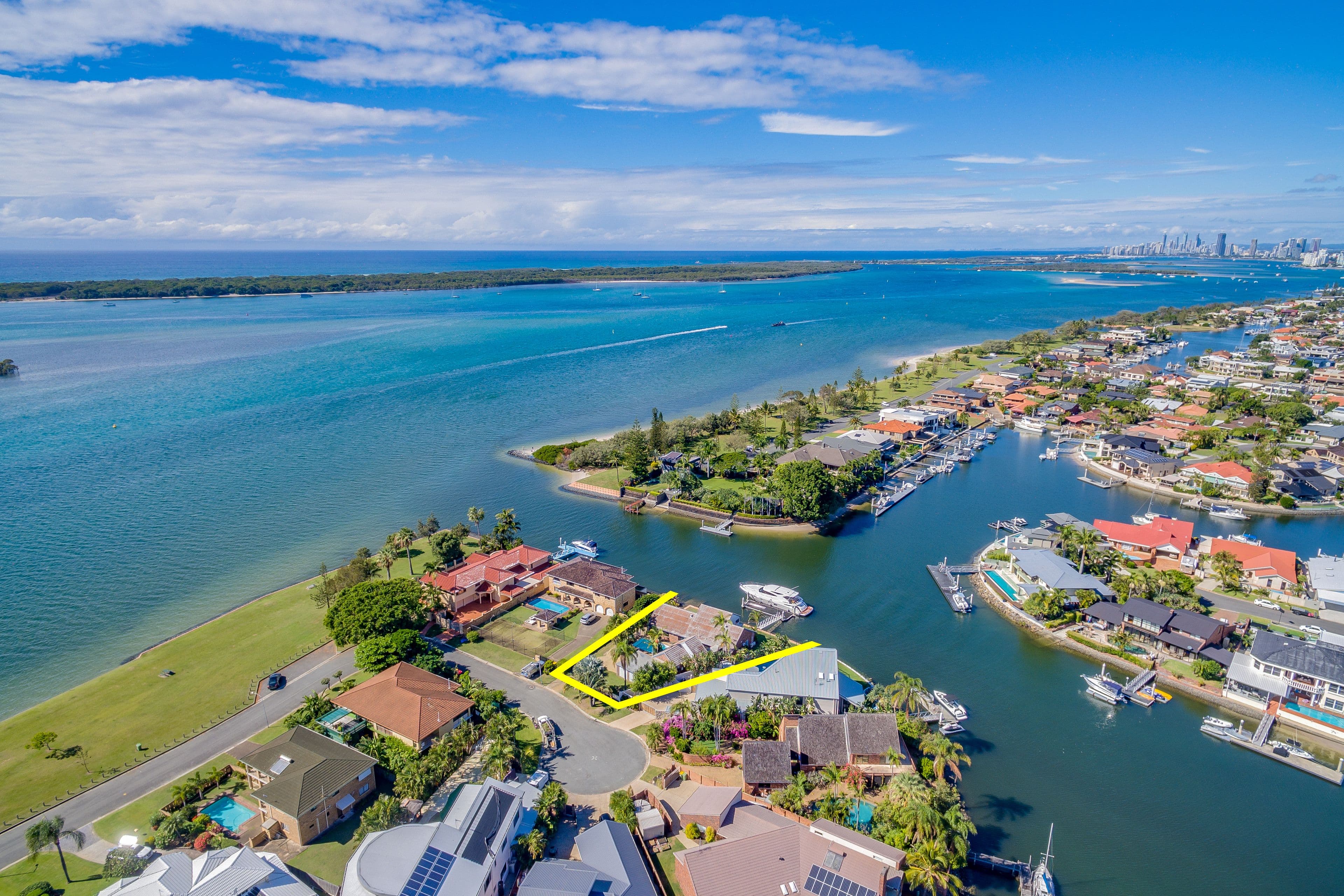 6 Sepik Place, Runaway Bay QLD 4216, Runaway Bay - Thumbnail 4