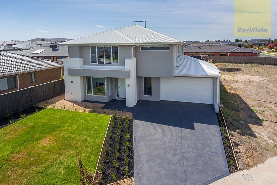 28 Halycon Bend, Beveridge VIC 3753, Beveridge - Thumbnail 2