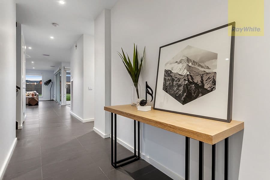 28 Halycon Bend, Beveridge VIC 3753, Beveridge - Thumbnail 3