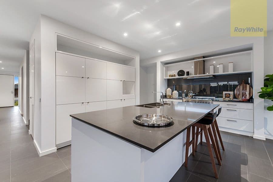 28 Halycon Bend, Beveridge VIC 3753, Beveridge - Thumbnail 7