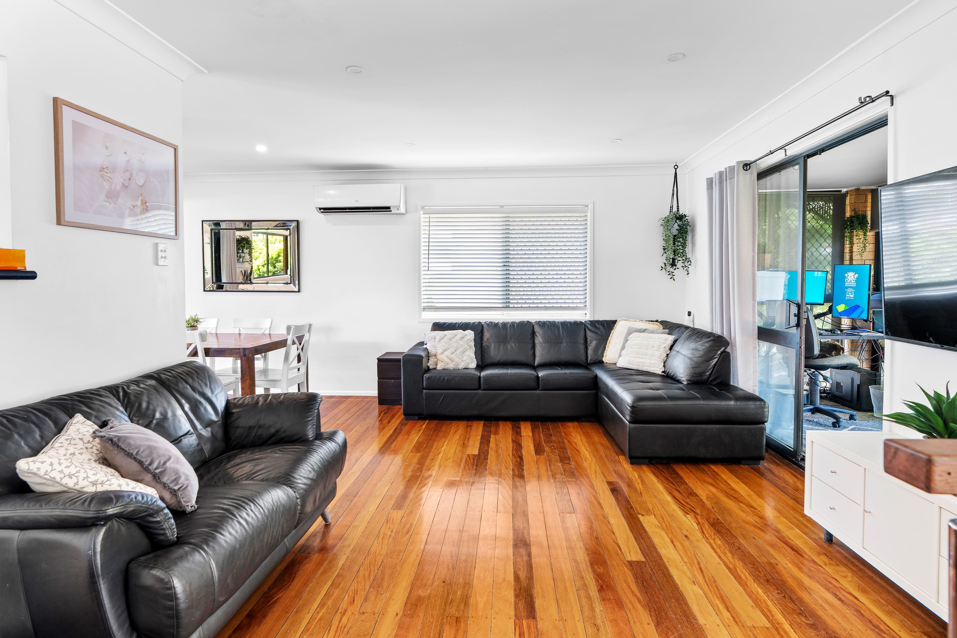 32 Malmrose Street, Wishart QLD 4122, Wishart - Thumbnail 2