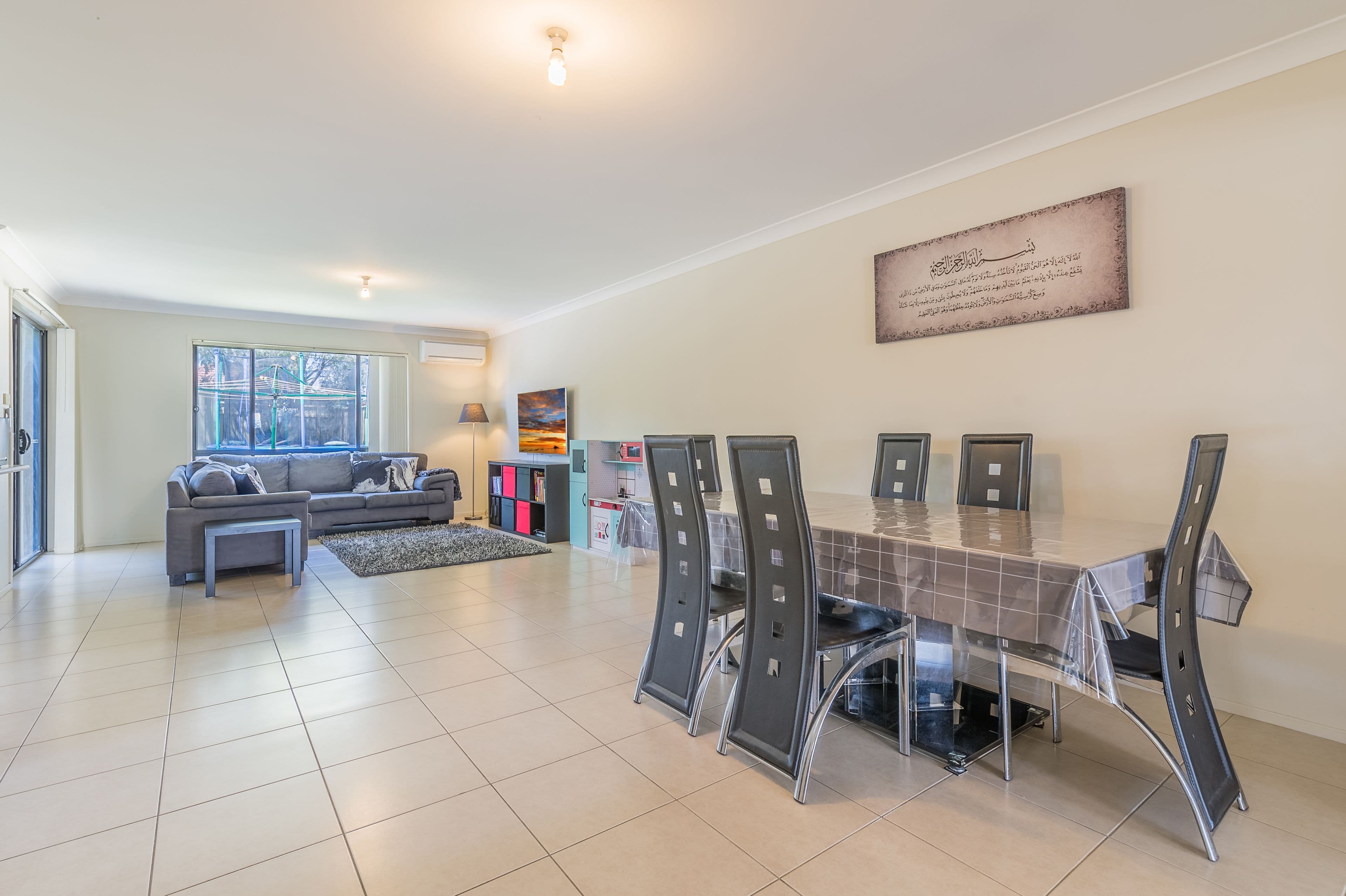 16 Warnock Street, Guildford West - Thumbnail 6