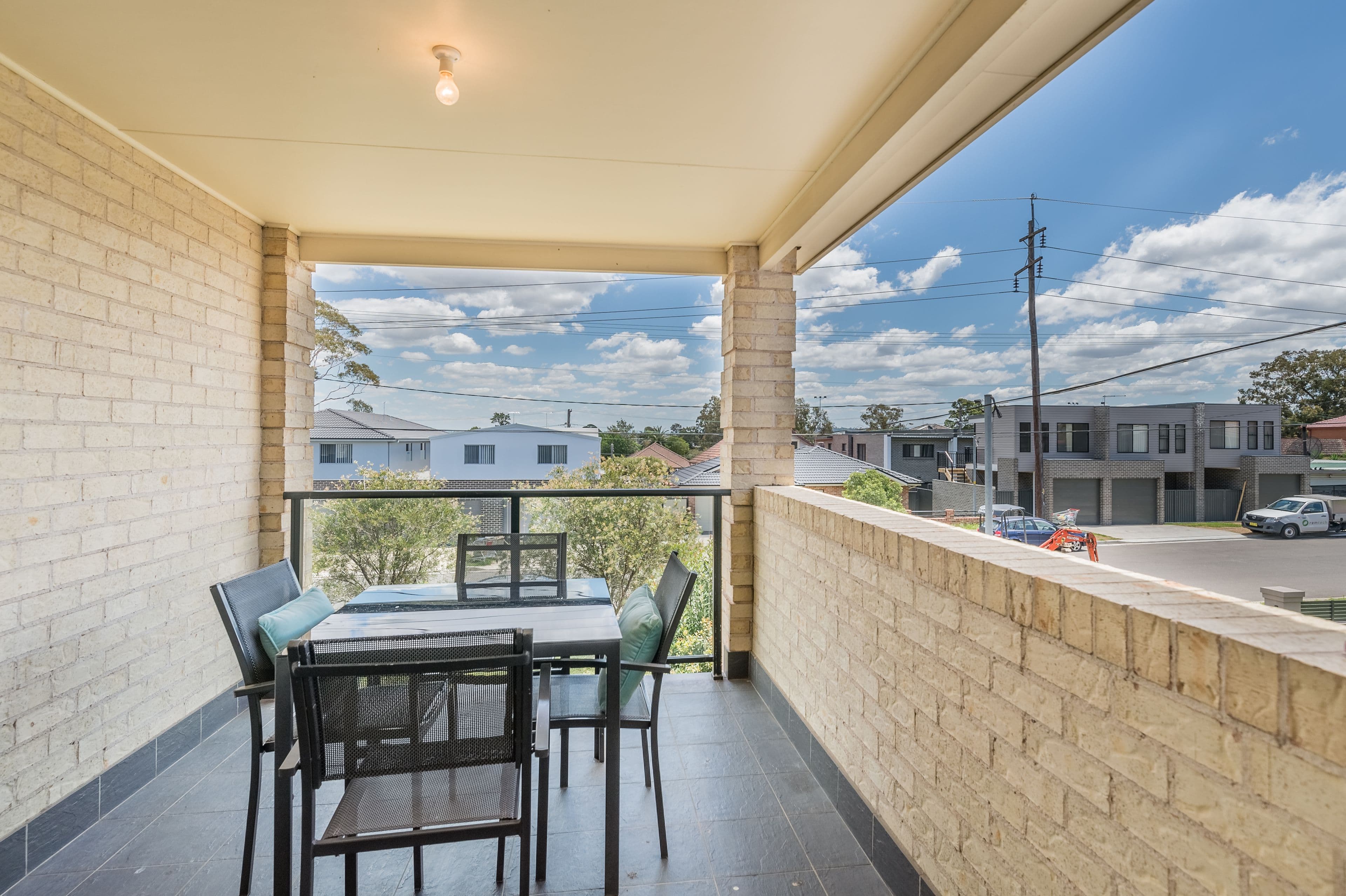 16 Warnock Street, Guildford West - Thumbnail 8