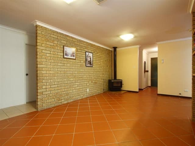 45 Fountain Way, HUNTINGDALE WA 6110, Huntingdale - Thumbnail 7