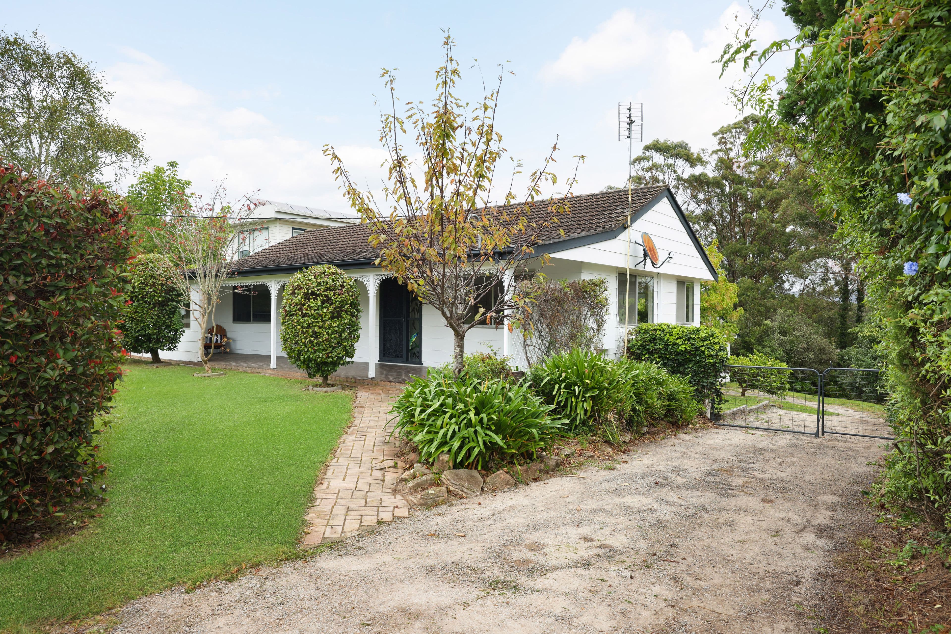 13 Oaklands Street, Mittagong NSW 2575, Mittagong - Image 1