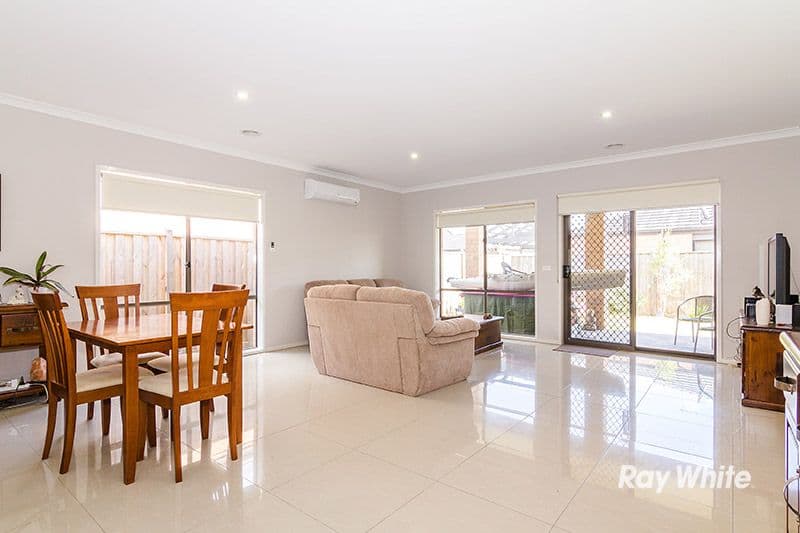 4 Sawgrass Way, Cranbourne West VIC 3977, Cranbourne West - Thumbnail 8