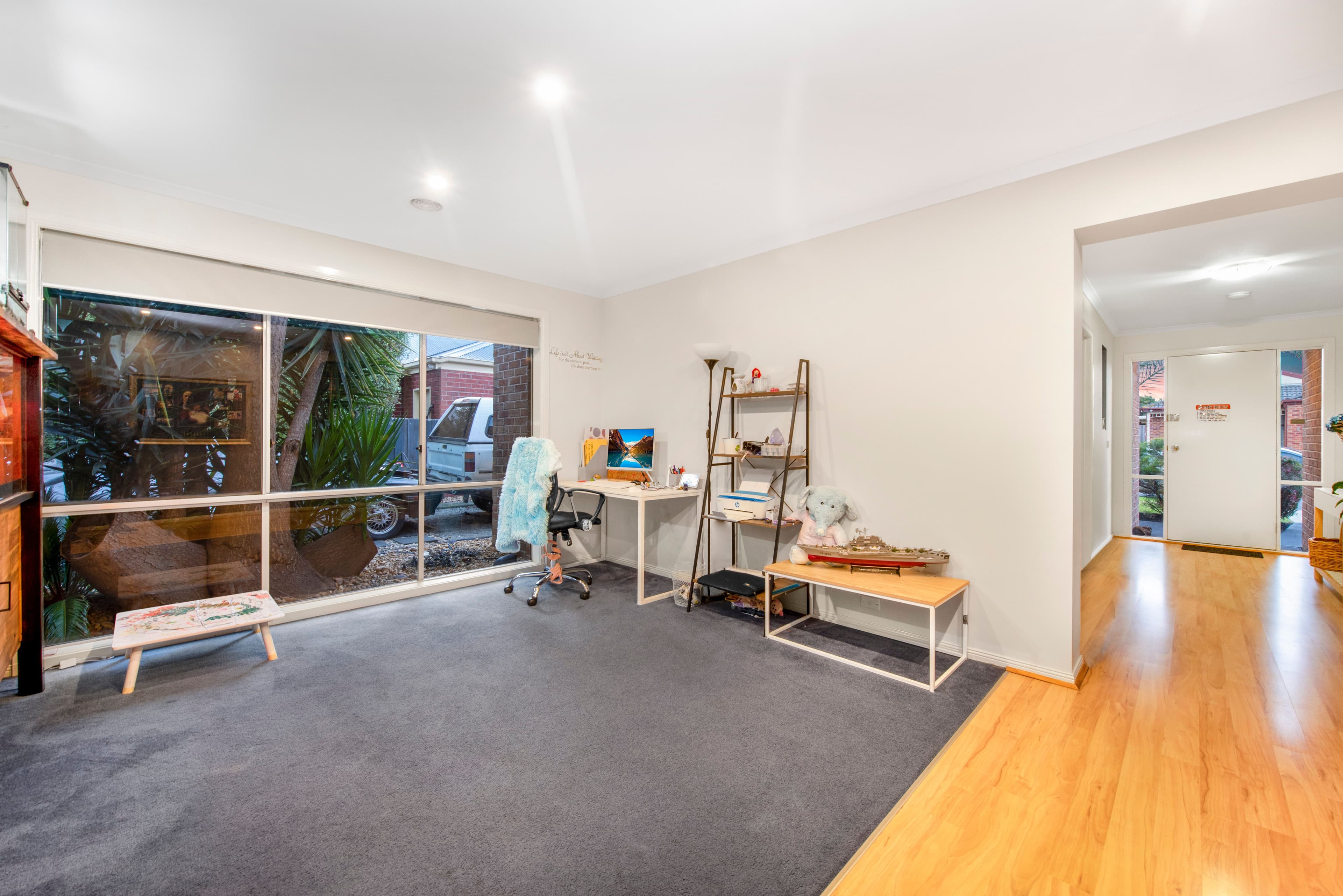 27 Gillian Place, Pakenham VIC 3810, Pakenham - Thumbnail 4