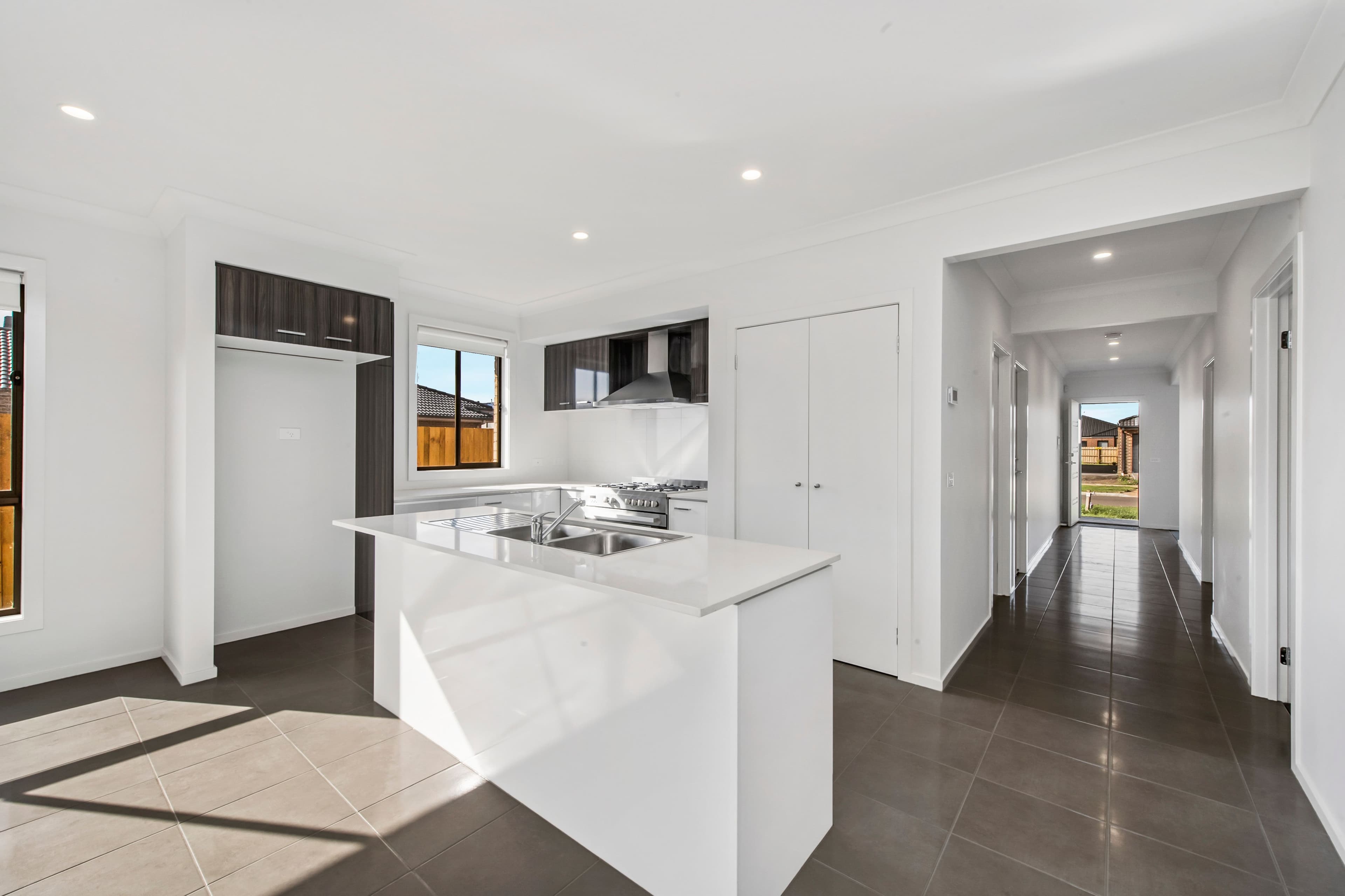 10 Beaumont Street, AINTREE VIC 3336, Aintree - Thumbnail 2