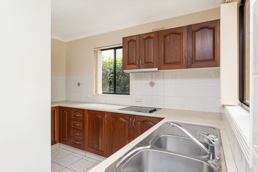 39 Pine Valley Drive, ROBINA QLD 4226, Robina - Thumbnail 3