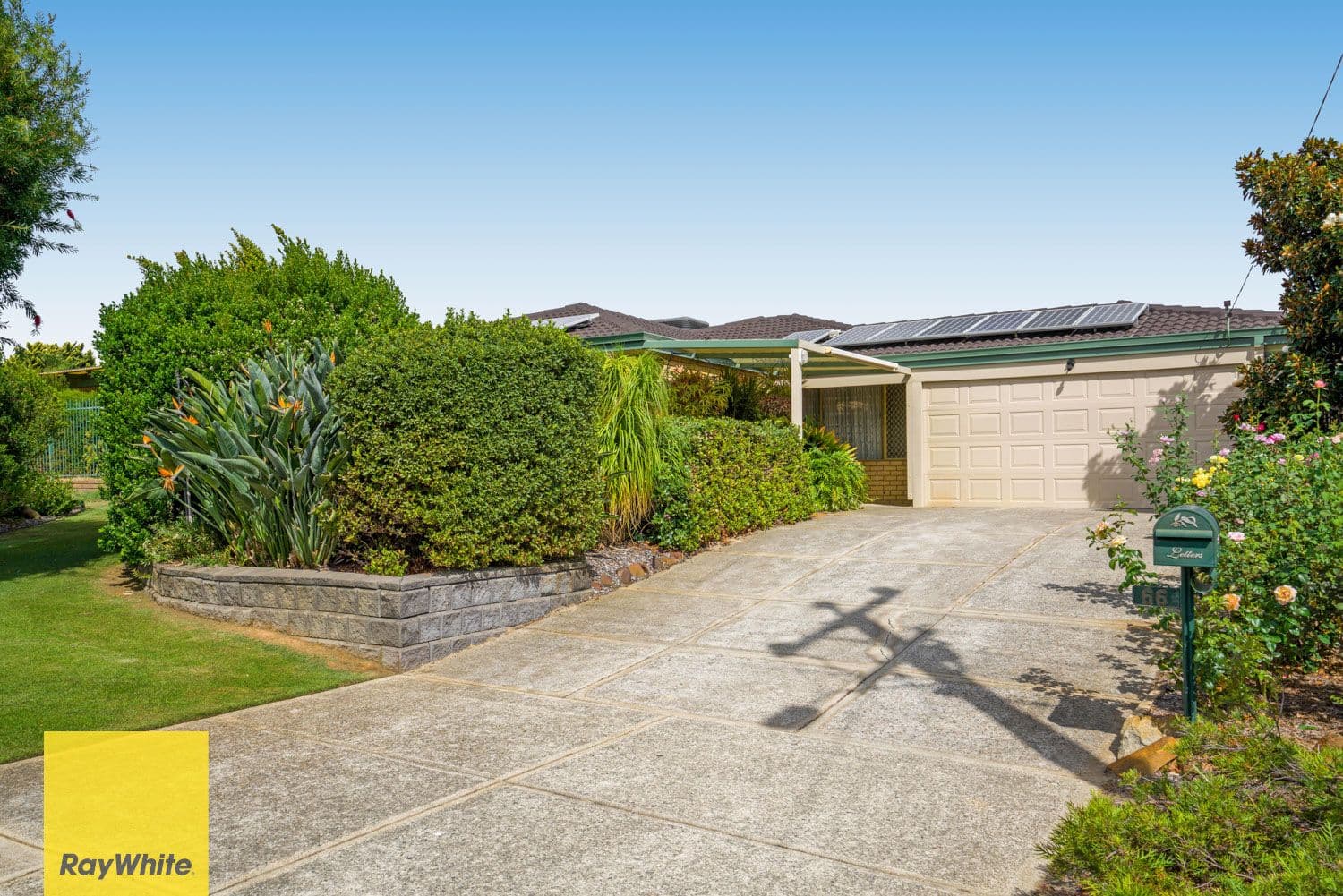66 Le Grand Gardens, Marangaroo WA 6064, Marangaroo - Thumbnail 2