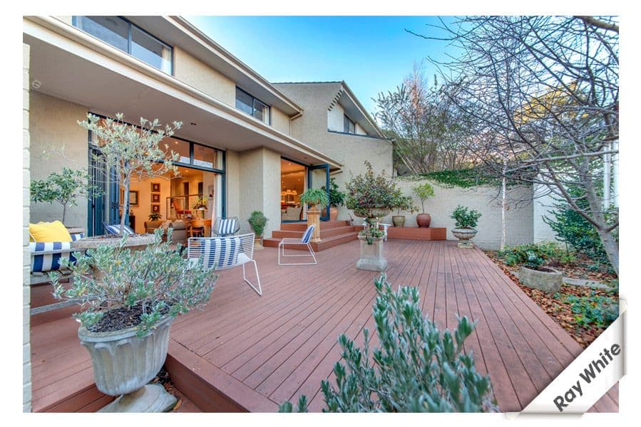 19 Schomburgk Street, YARRALUMLA ACT 2600, Yarralumla - Image 1