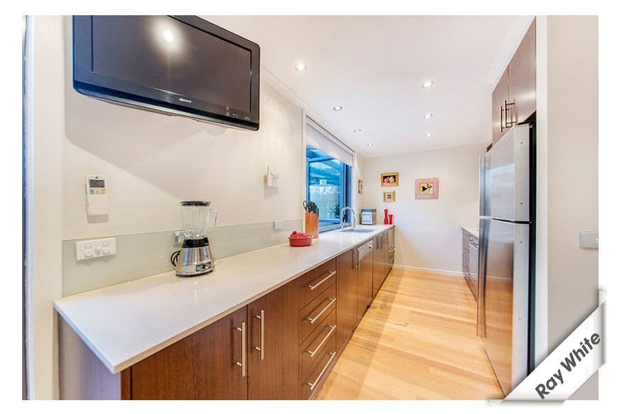 19 Schomburgk Street, YARRALUMLA ACT 2600, Yarralumla - Thumbnail 2
