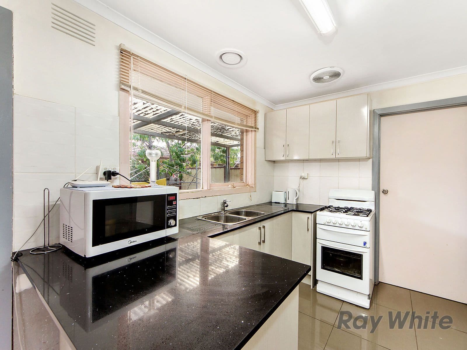 20 Adelaide Street, St Albans VIC 3021, St Albans - Thumbnail 4