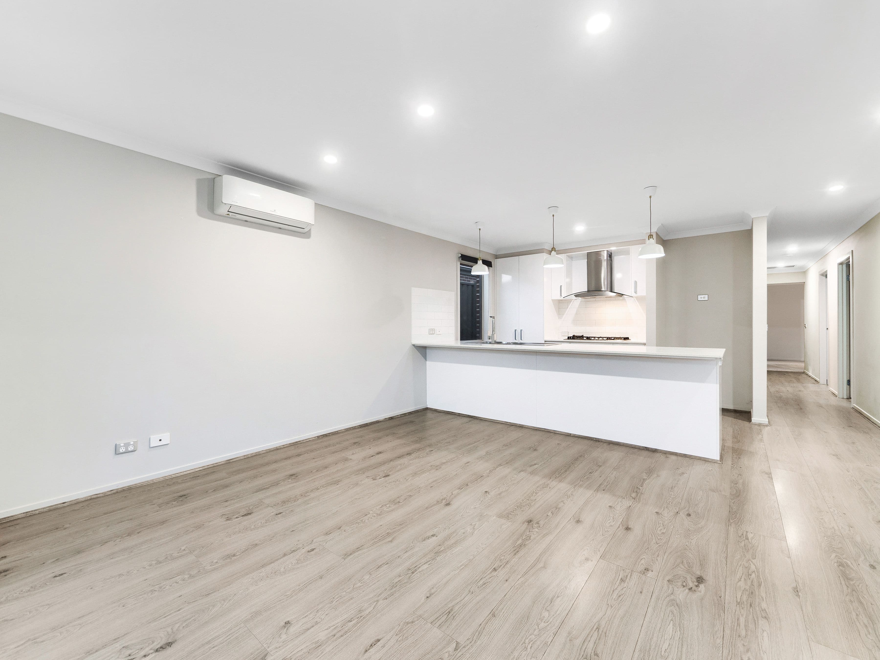 15 Langside Grove, Cranbourne East VIC 3977, Cranbourne East - Thumbnail 5