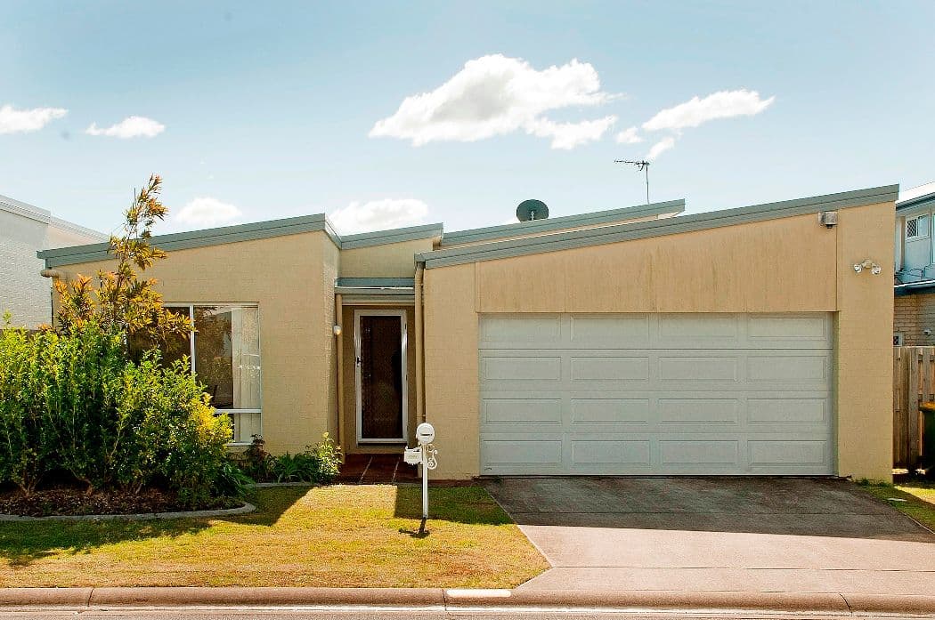 17 Norfolk Drive, Pacific Pines QLD 4211, Pacific Pines - Thumbnail 2
