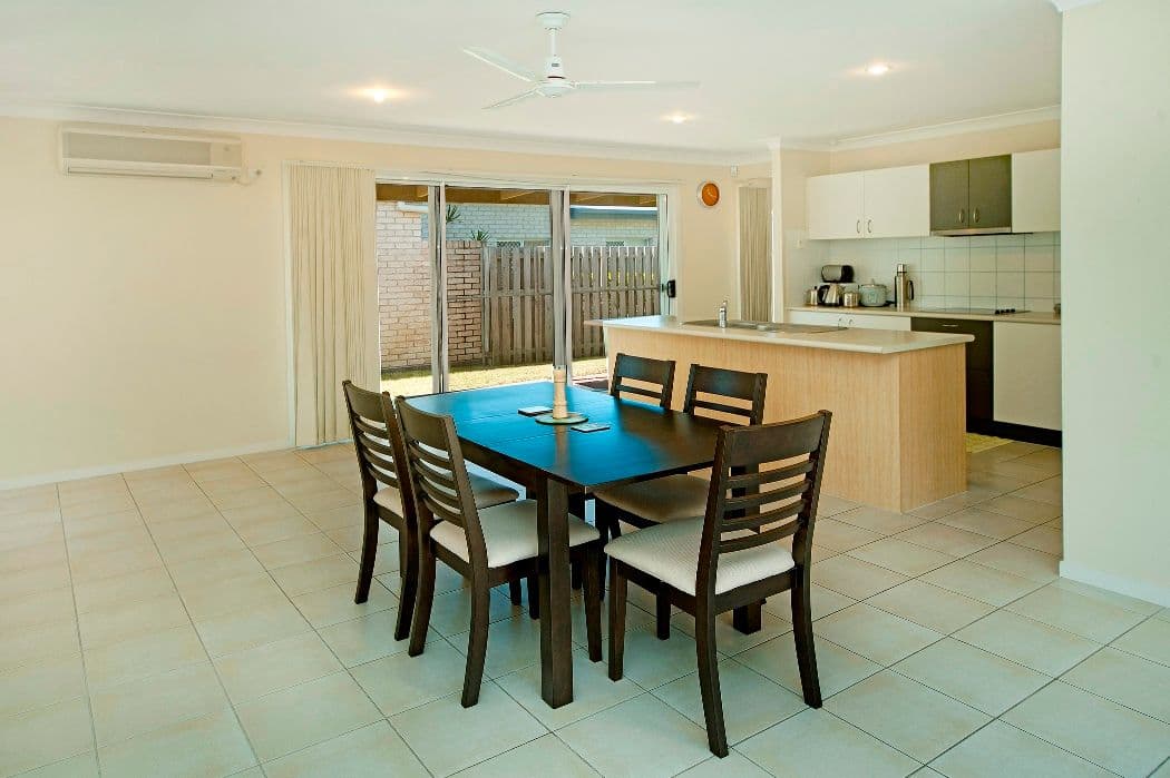 17 Norfolk Drive, Pacific Pines QLD 4211, Pacific Pines - Thumbnail 5