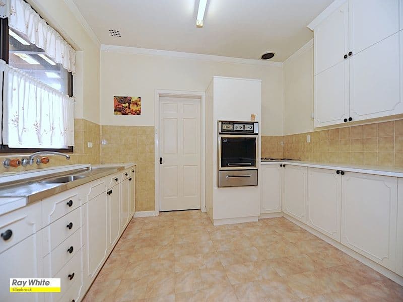 3 Tilia Court, Bongaree, QLD, 4507, Bongaree - Thumbnail 2