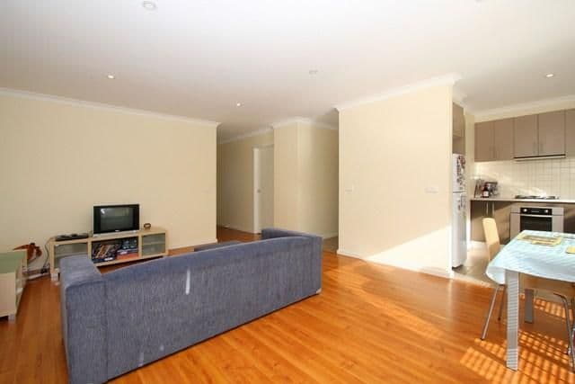 8A Newton Crescent, LALOR VIC 3075, Lalor - Thumbnail 3