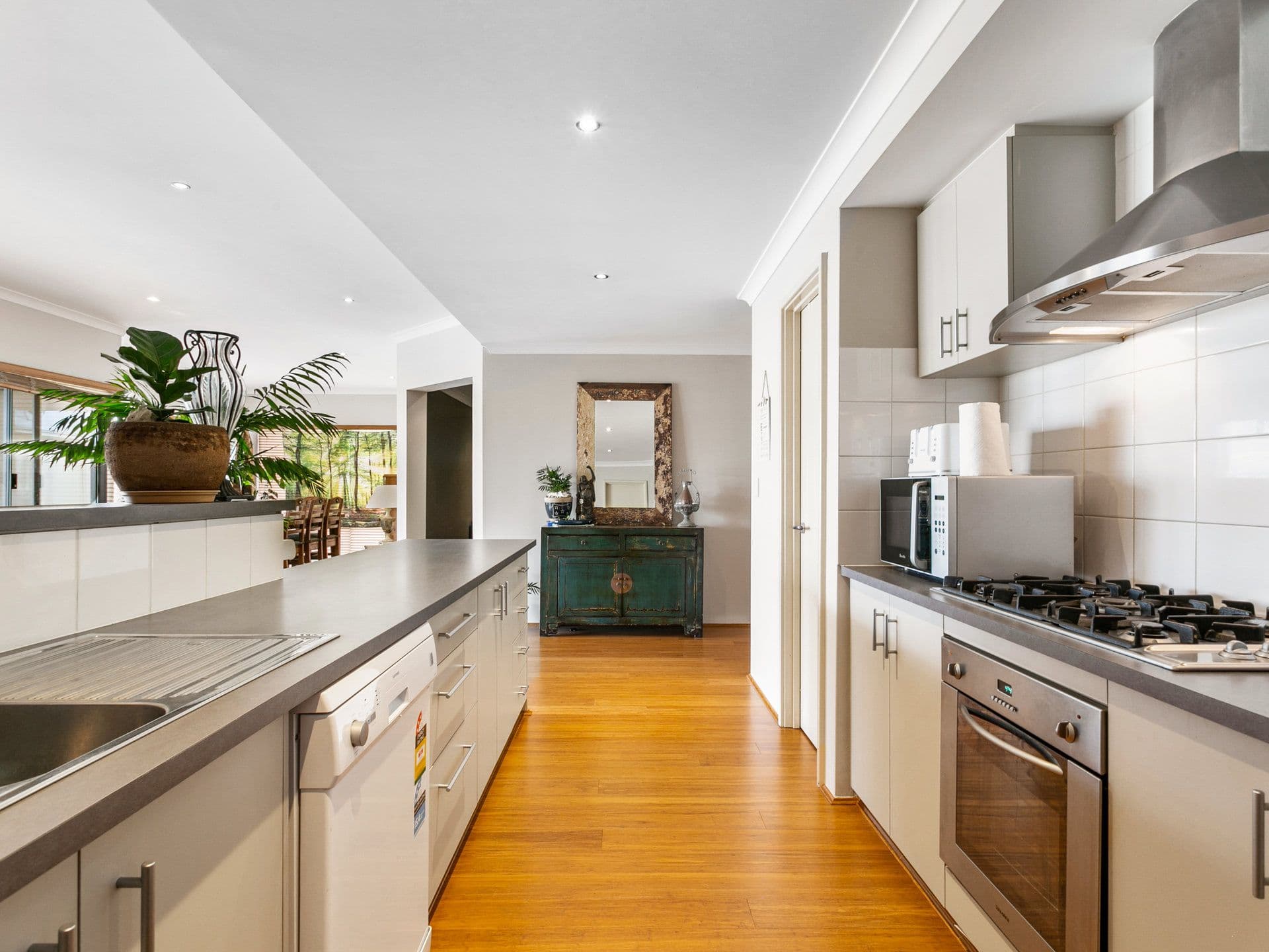 37 Kembla Circle, Madeley WA 6065, Madeley - Thumbnail 6