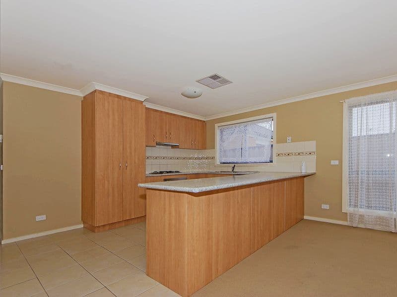 52 Knightsbridge Drive, Tarneit VIC 3029, Tarneit - Thumbnail 3