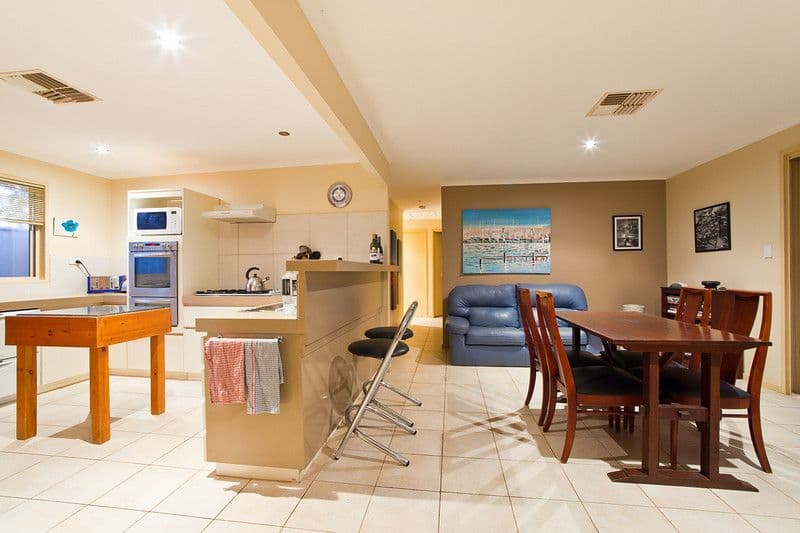 7 Ningaloo Street, EXMOUTH WA 6707, Exmouth - Thumbnail 3