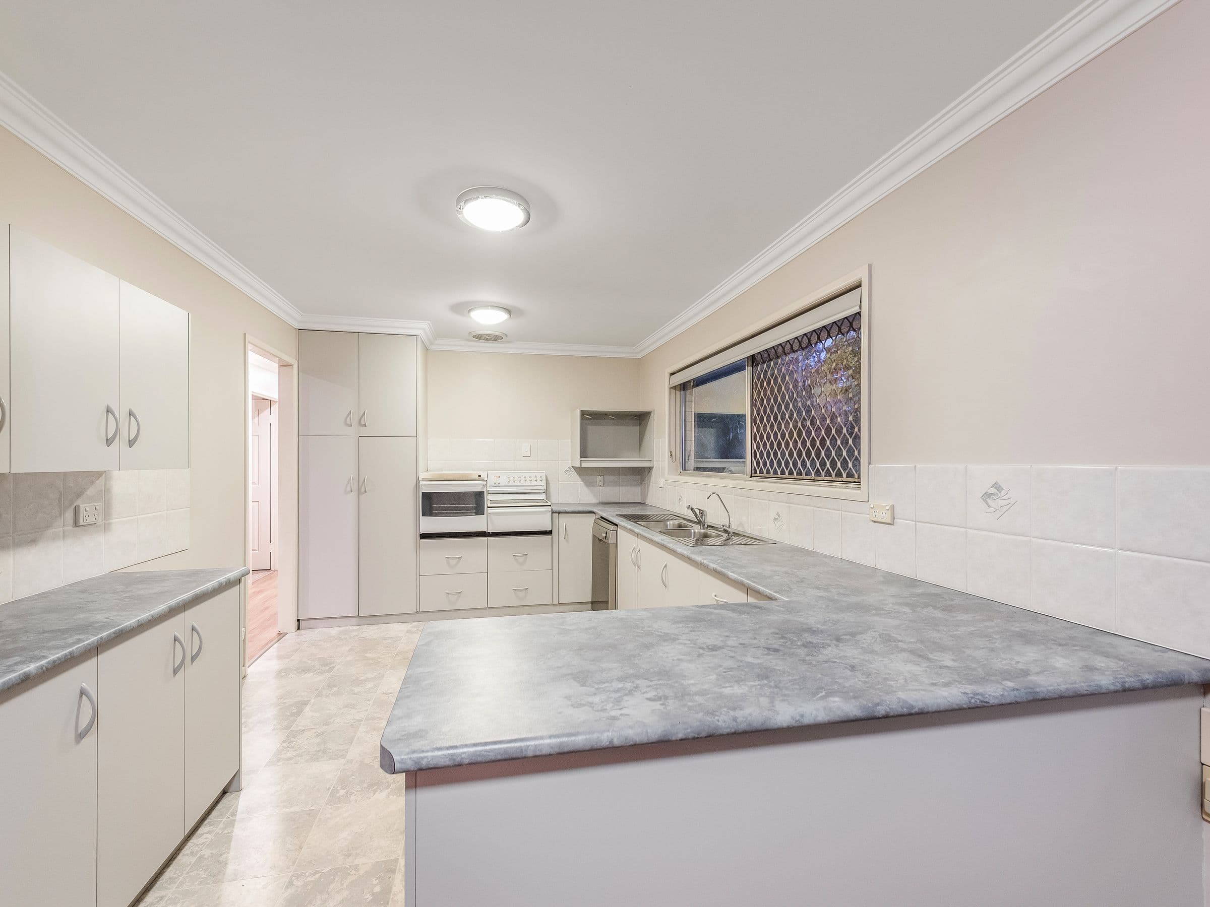 18 Boscawen Street, Rochedale South QLD 4123, Rochedale South - Thumbnail 7