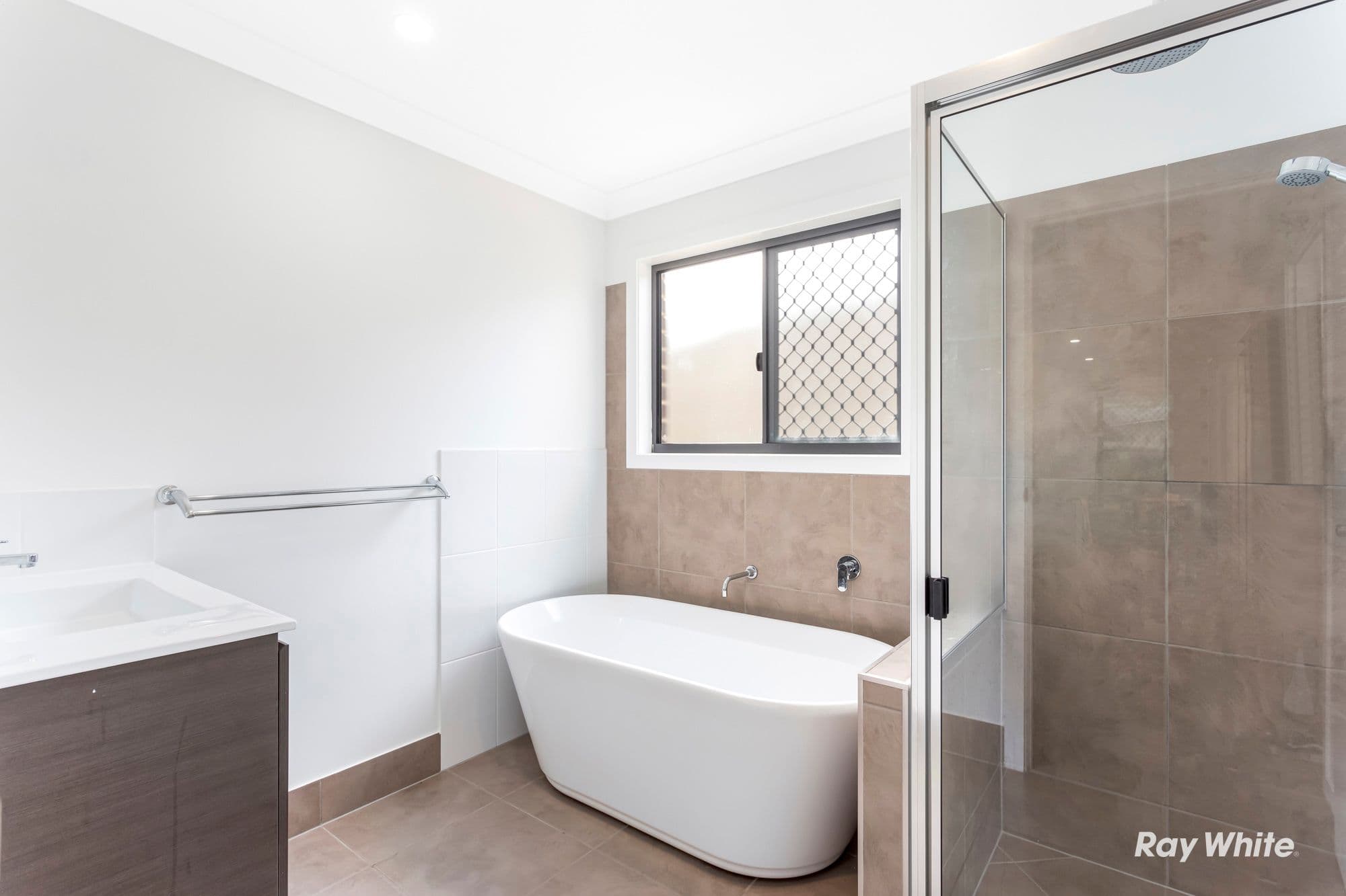 15 Ridgeway Close, Yeppoon QLD 4703, Yeppoon - Thumbnail 6
