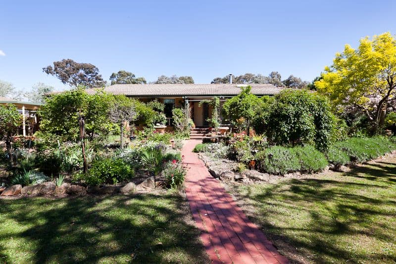 6 Nicholls Place, HIGGINS ACT 2615, Higgins - Image 1