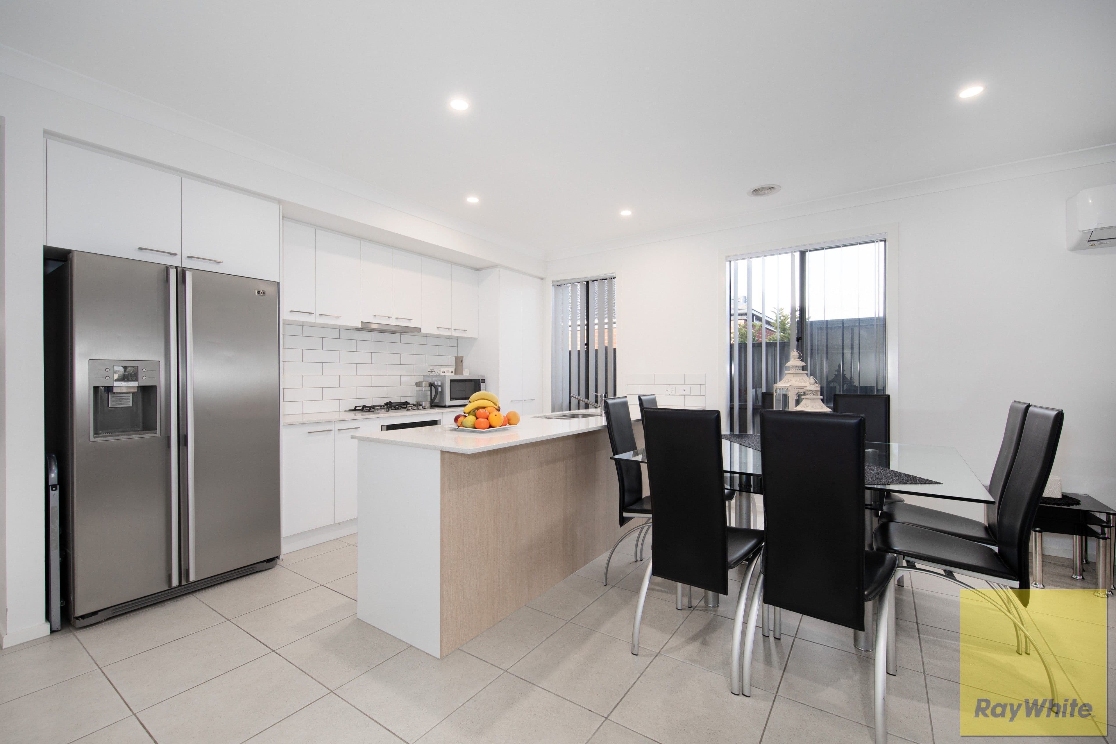 3 Cudgerie Close, Craigieburn VIC 3064, Craigieburn - Thumbnail 3