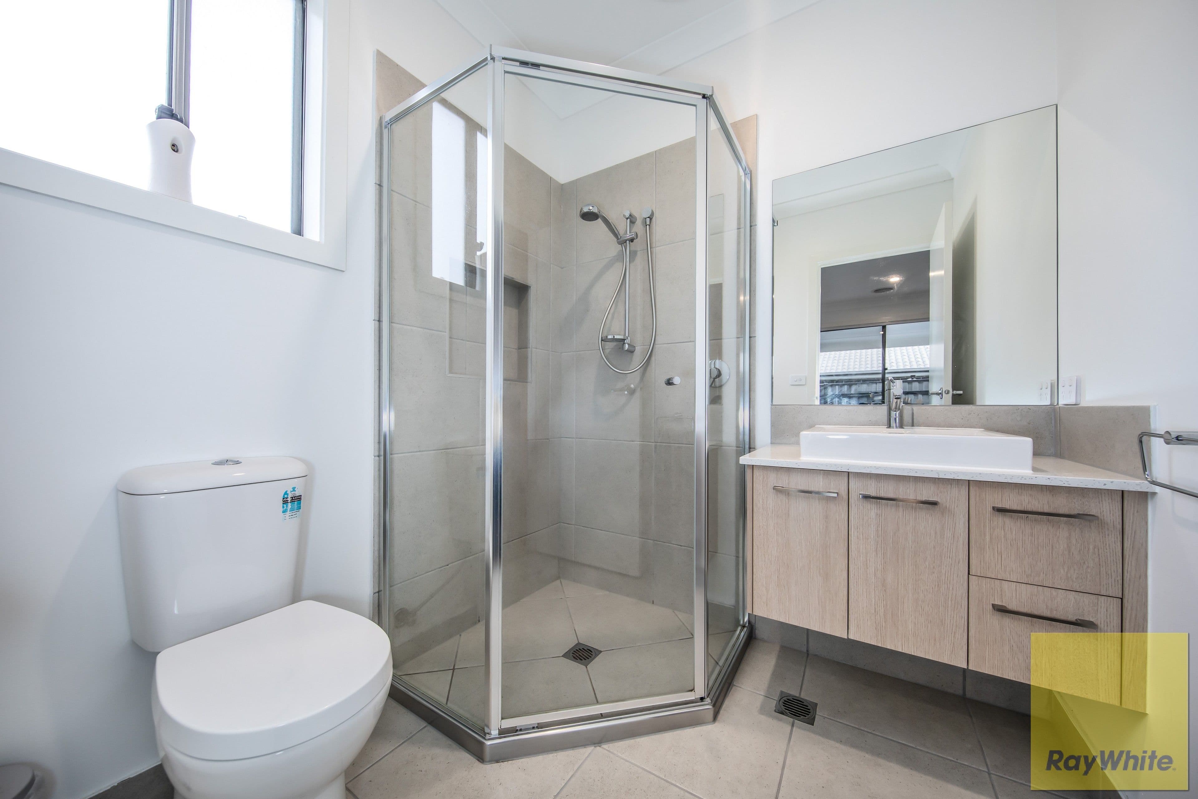 3 Cudgerie Close, Craigieburn VIC 3064, Craigieburn - Thumbnail 7