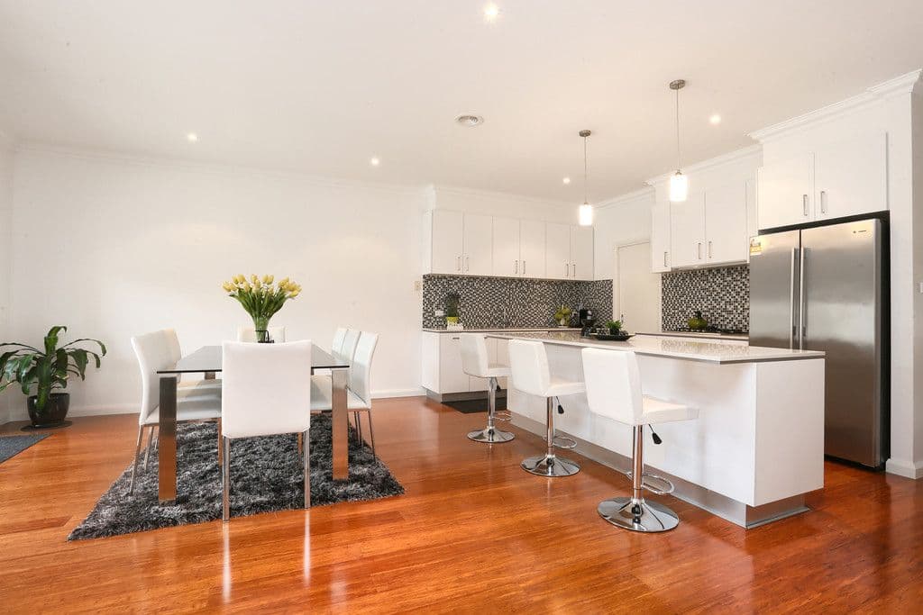 320 Furlong Road, St Albans VIC 3021, St Albans - Thumbnail 4