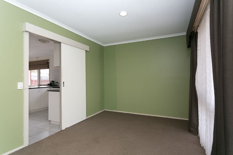 88 Westmelton Drive, MELTON WEST VIC 3337, Melton West - Thumbnail 5