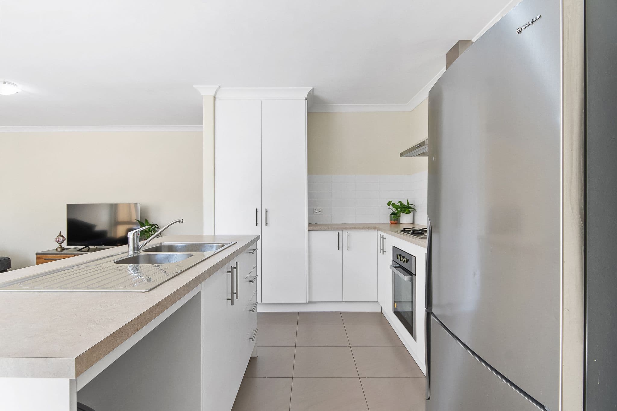 14 Yarran Street, Armadale WA 6112, Armadale - Thumbnail 2