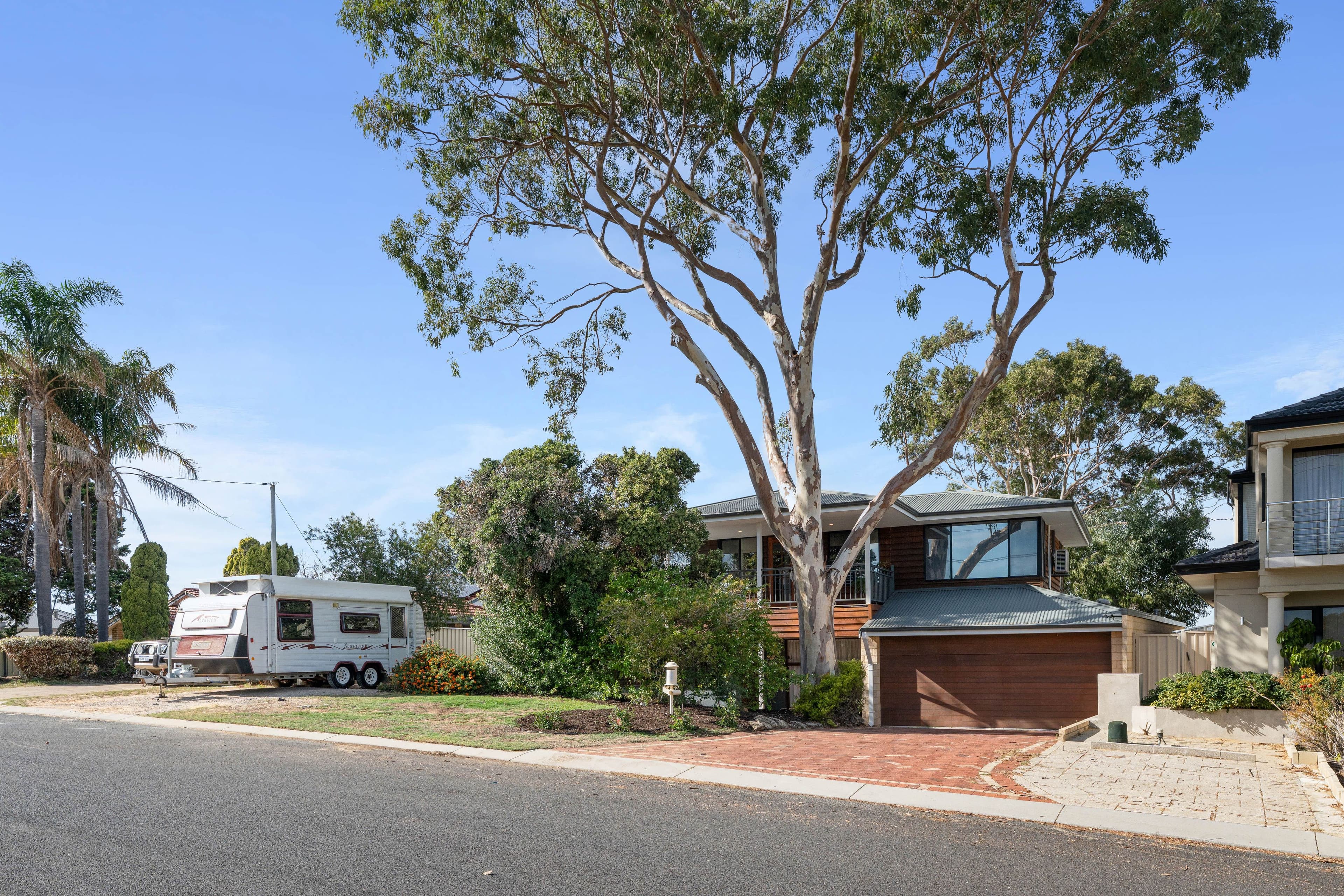 32 Oleander Way, Kallaroo WA 6025, Kallaroo - Image 1