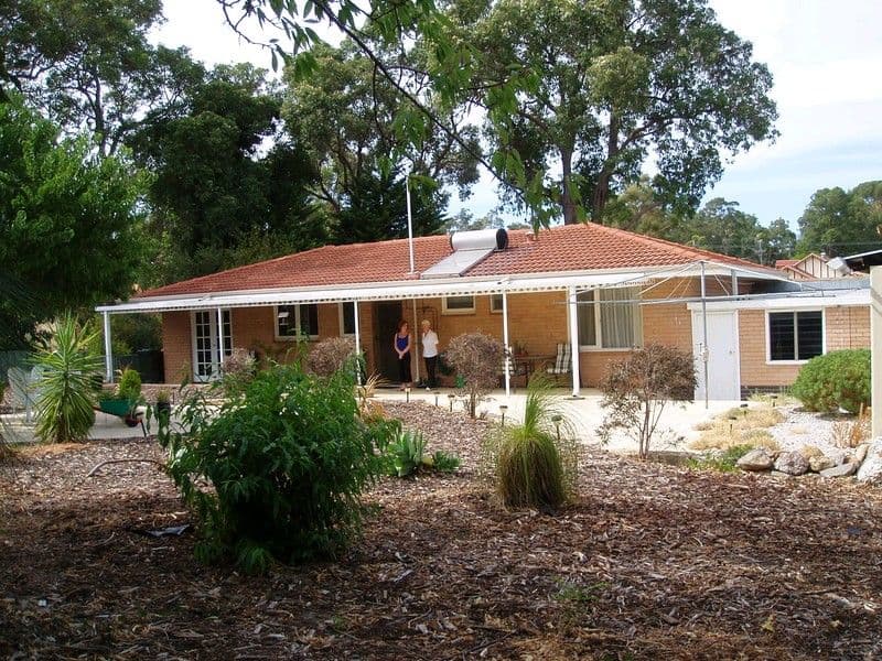 2 Traylen Road, KALAMUNDA WA 6076, Kalamunda - Thumbnail 3